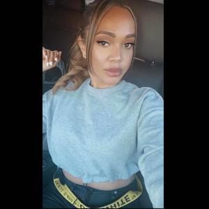 Meet your Posher, Justine